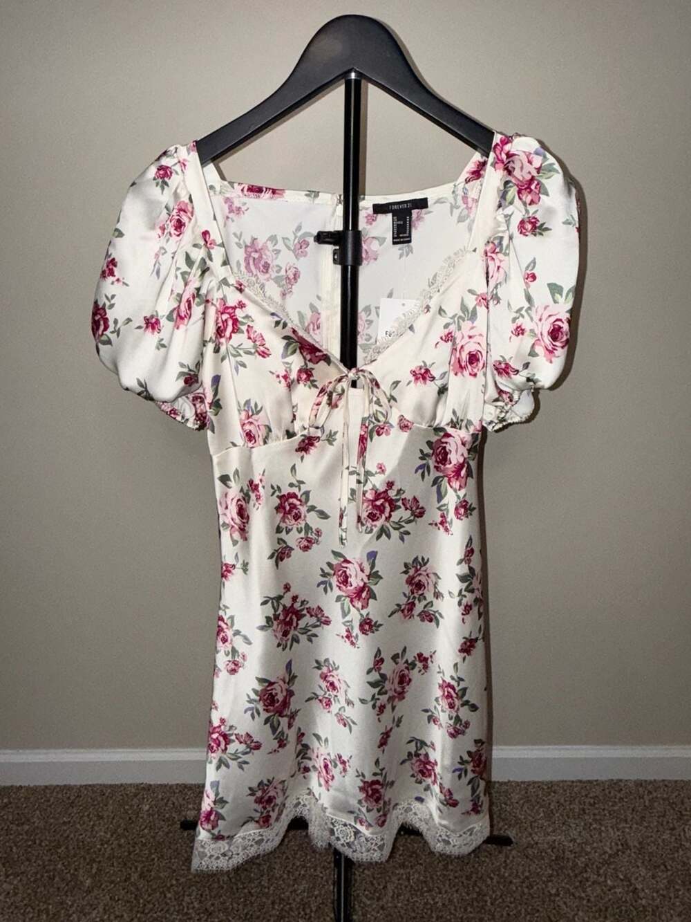 Forever 21 Floral Puff-Sleeve Mini Dress Size M - Picture 2 of 8